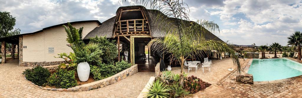 Etotongwe Lodge Outjo Exterior foto