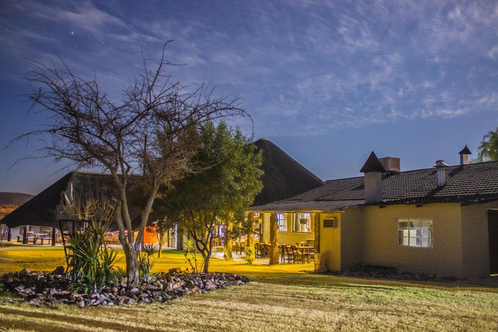 Etotongwe Lodge Outjo Exterior foto