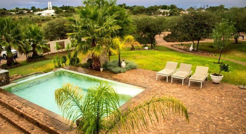 Etotongwe Lodge Outjo Exterior foto